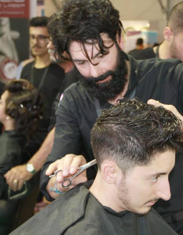 Percorso di Formazione professionisti del settore Acconciatore
